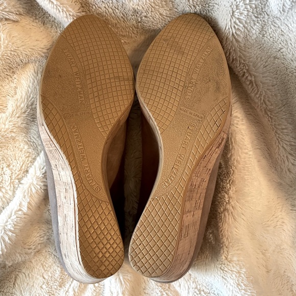 Stuart Weitzman Anna Wedges size 9M. - Picture 7 of 8